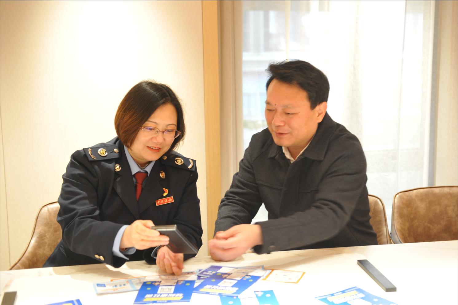 武漢市地稅局羅濤最新自然探索之旅，心靈寧靜之地的尋訪