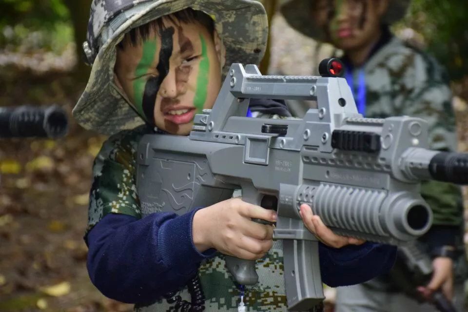 特種兵在山村葉秋的最新動(dòng)態(tài)揭秘
