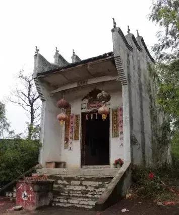 黃姓男明星帶你探索自然之美，尋覓內(nèi)心寧靜與平和的旅程