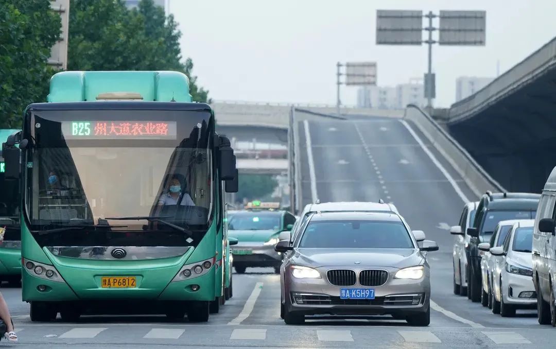 公交快線9路最新路線揭秘，奇妙旅程啟程