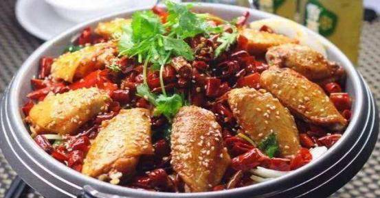深圳地鐵6號線最新動(dòng)態(tài)，巷弄美食奇遇之旅