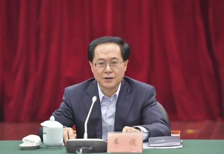最新各省省委書記名單，變化中的領導力與自我成長的自信與成就感