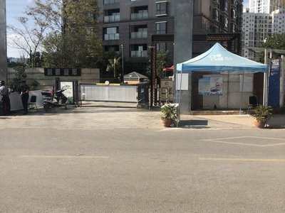 昆明譽峰峰景最新動態(tài)，獨特小巷風情揭秘